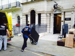 10428319_561986230587731_4969000856470273651_o